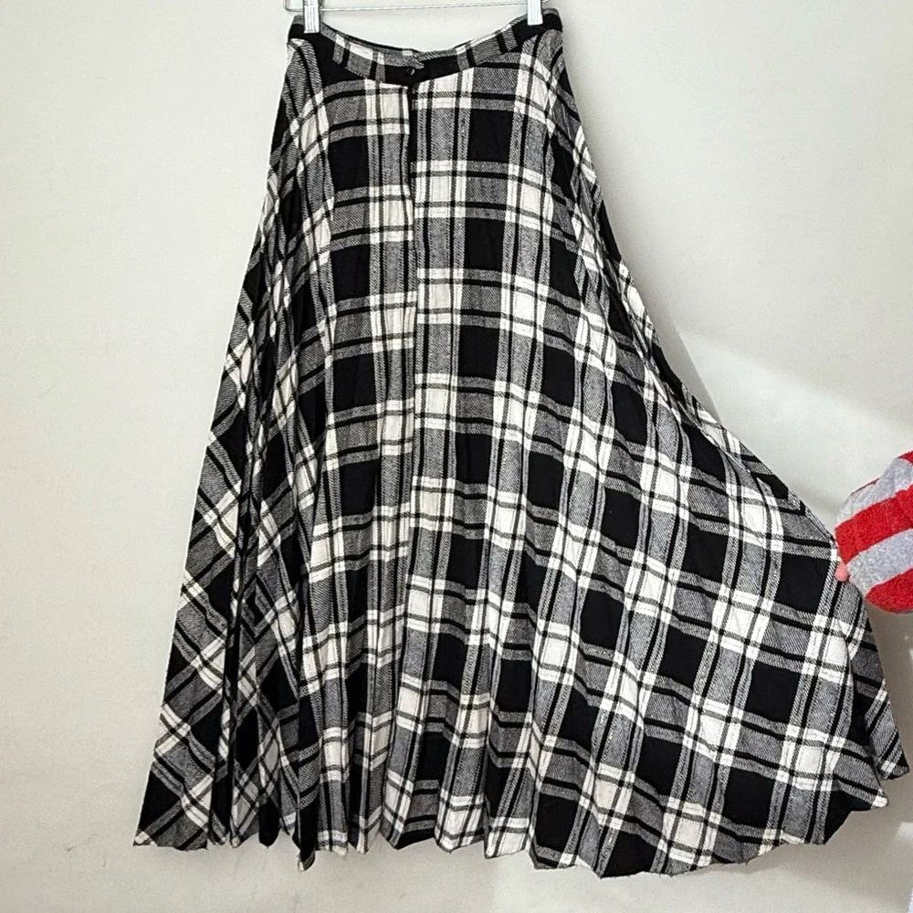 vintage plaid maxi skirt - Picture 3 of 5